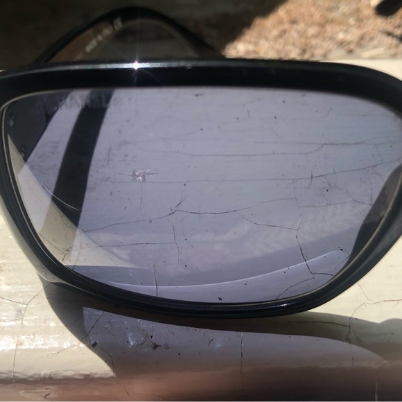 CHANEL y2k sunglasses ….CC HINGES - Picture 3 of 12